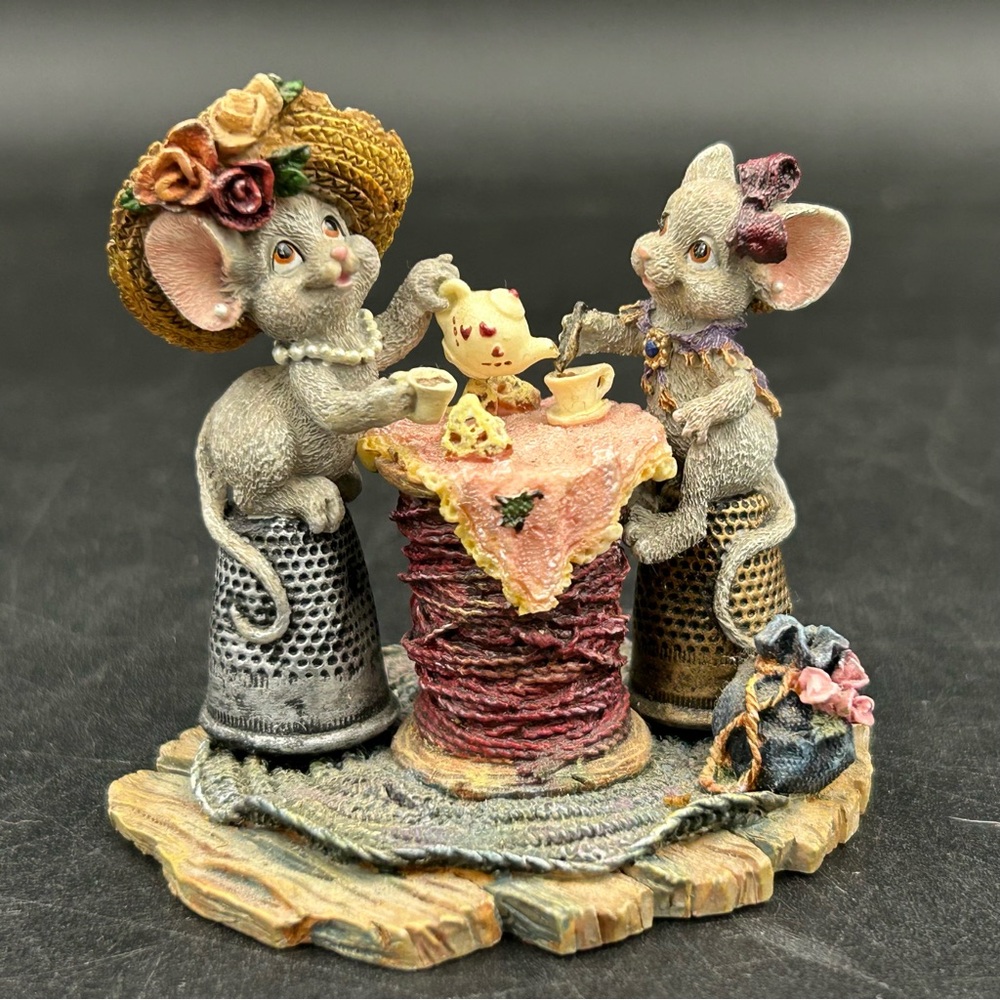 Boyds Bears Friends Critter & Co Lucy & Ethel Tea Time Tails Figurine 36652 2000